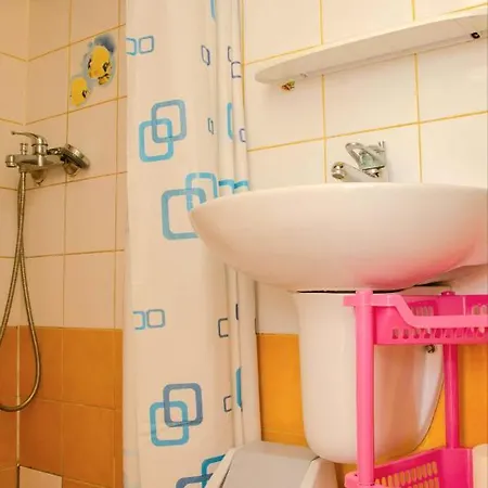 Pokoje Ze Wspólną Kuchnią *