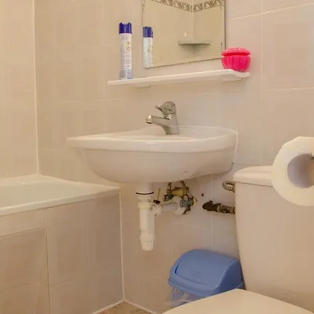 Pokoje Ze Wspólną Kuchnią Trzęsacz